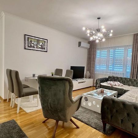 Apartman Nejra Tuzla Exterior foto
