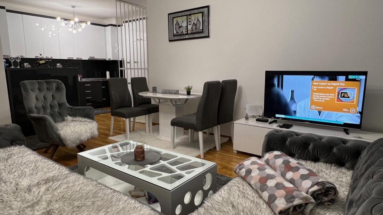Apartman Nejra Tuzla Exterior foto